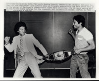 SANCHEZ, SALVADOR-JUAN LAPORTE WIRE PHOTO (1980-PRE FIGHT POSE)