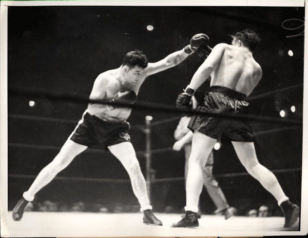 BRADDOCK, JIMMY-TOMMY FARR WIRE PHOTO (1938-1ST ROUND)