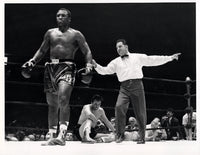 FRAZIER, JOE-MANUEL RAMOS WIRE PHOTO (1968-2ND ROUND)