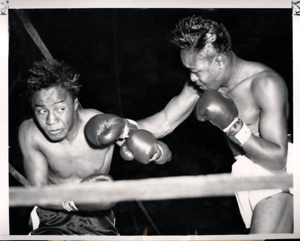 GAVILAN, KID-JOHNNY BRATTON WIRE PHOTO (1951)