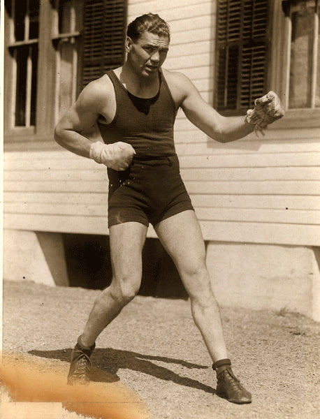 DEMPSEY, JACK ORIGINAL ANTIQUE PHOTO (EARLY 1920'S TRAINING)