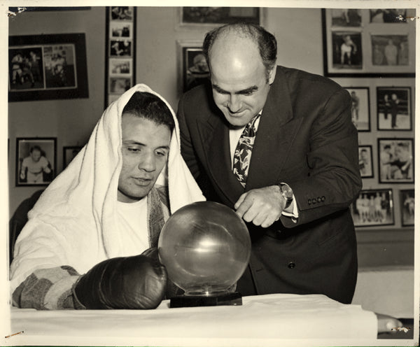 LAMOTTA, JAKE ORIGINAL PHOTOGRAPH (1949-PRE FIGHT CERDAN)