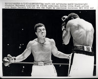 ALI, MUHAMMAD-ERNIE TERRELL WIRE PHOTO (1967-TAUNTING TERRELL)