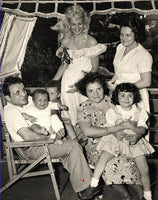 LAMOTTA, JAKE & FAMILY WIRE PHOTO (LATE 1940'S)