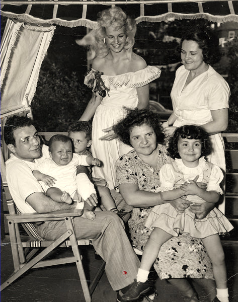 LAMOTTA, JAKE & FAMILY WIRE PHOTO (LATE 1940'S)