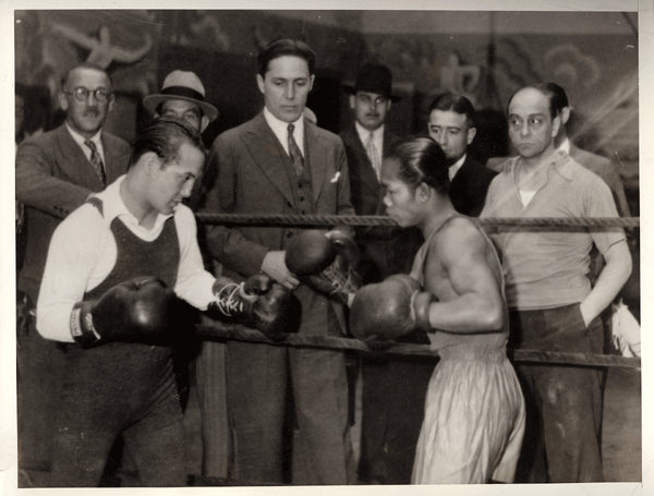WOLGAST, MIDGET WIRE PHOTO (1933-TRAINING FOR JACKIE BROWN FIGHT)