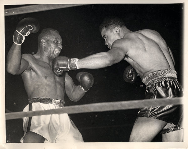 LOUIS, JOE-JERSEY JOE WALCOTT WIRE PHOTO (1947-4TH ROUND)