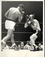 ROBINSON, SUGAR RAY-CARMEN BASILIO II WIRE PHOTO (1958-LATE IN FIGHT)