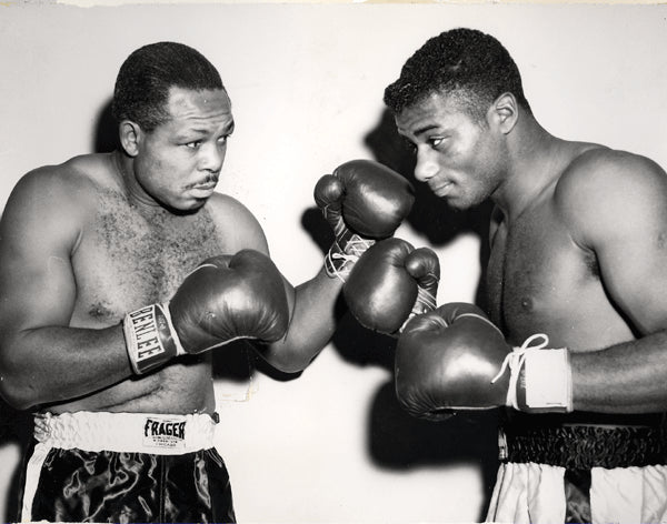 PATTERSON, FLOYD-ARCHIE MOORE ORIGINAL WIRE PHOTO (1956-SQUARING OFF)