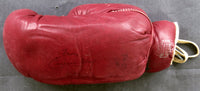 CLAY, CASSIUS VINTAGE SIGNED GLOVE (1963)