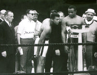 ALI, MUHAMMAD SIGNED PHOTO (16 x 20)