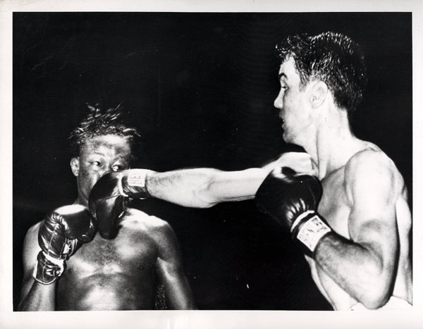 GAVILAN, KID-BOBBY DYKES WIRE PHOTO (1952-11TH ROUND)