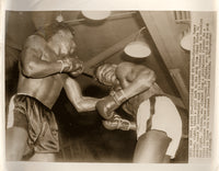 JACKSON, TOMMY "HURRICANE"-JIMMY SLADE WIRE PHOTO (1954-7TH ROUND)