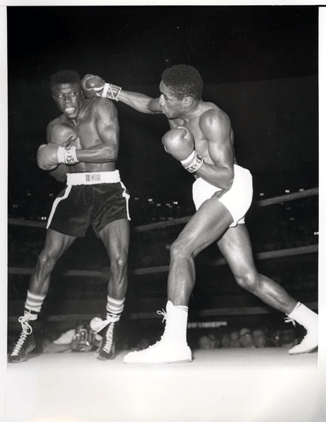 GRIFFITH, EMILE-LUIS RODRIGUEZ WIRE PHOTO (1964-3RD ROUND)