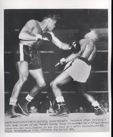 TURNER, GIL-BOBBY JONES WIRE PHOTO (1954)