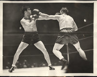 SCHMELING, MAX-HARRY THOMAS WIRE PHOTO (1937)
