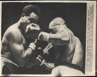 MOORE, ARCHIE-HAROLD JOHNSON WIRE PHOTO (1954-2ND ROUND)