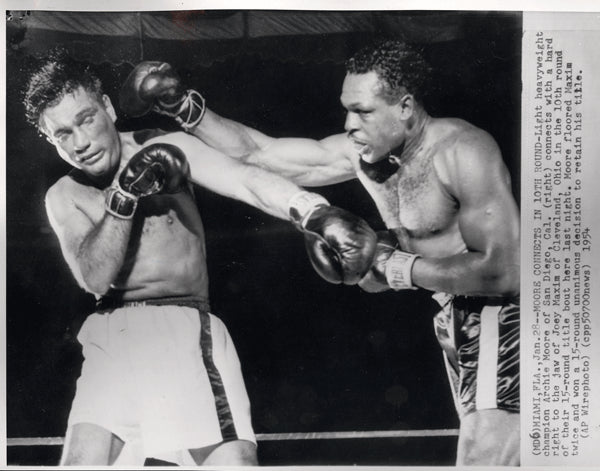 MOORE, ARCHIE-JOEY MAXIM WIRE PHOTO (1954-10TH ROUND)