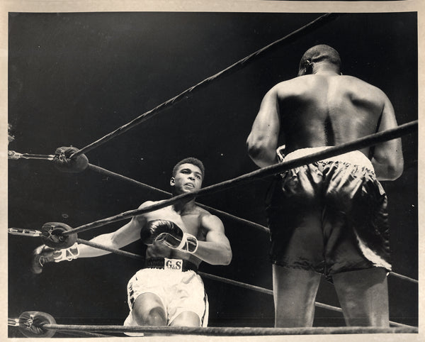 CLAY, CASSIUS-SONNY BANKS ORIGINAL PHOTO (1962)