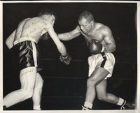 JONES, RALPH "TIGER" SIGNED ORIGINAL PHOTO (FIGHTING VEJAR)