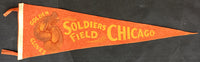 GOLDEN GLOVES CHICAGO SOUVENIR PENNANT (CIRCA 1940'S)