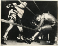ROBINSON, SUGAR RAY-JAKE LAMOTTA II ORIGINAL WIRE PHOTO (1943-8TH ROUND)