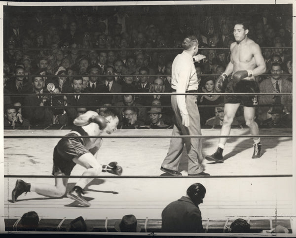 LOUIS, JOE-JACK ROPER WIRE PHOTO (1939-1ST ROUND KNOCKOUT)