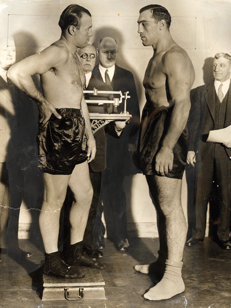 CARNERA, PRIMO-JACK SHARKEY WIRE PHOTO (1931-WEIGHING IN)