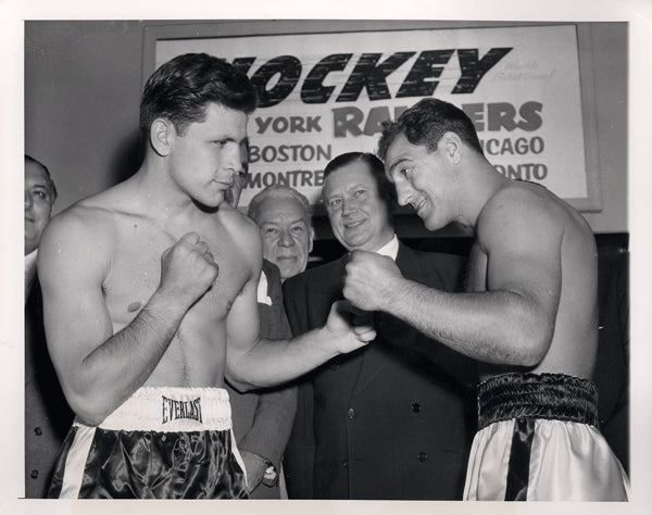 MARCIANO, ROCKY-ROLAND LA STARZA WIRE PHOTO (1953-WEIGHING IN)