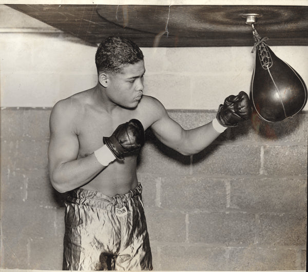 LOUIS, JOE TRAINING WIRE PHOTO (1935)