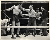 LOUIS, JOE-MAX BAER WIRE PHOTO (1935-END OF FIGHT)