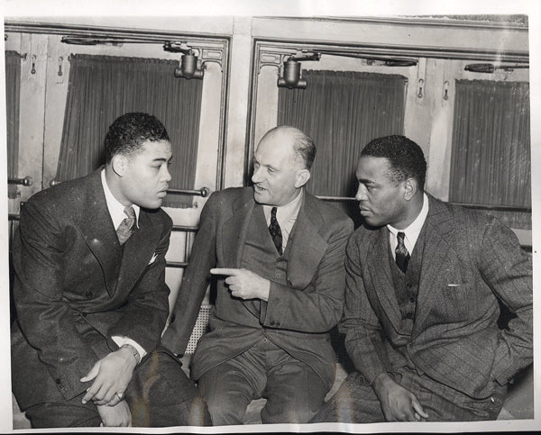 LOUIS, JOE-JOHN HENRY LEWIS WIRE PHOTO (1938-CONTRACT SIGNING)
