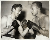 BASILIO, CARMEN-CHUCK DAVEY I WIRE PHOTO (1952-SQUARING OFF)