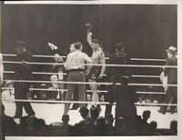LOUIS, JOE-PRIMO CARNERA WIRE PHOTO (1935-END OF FIGHT)