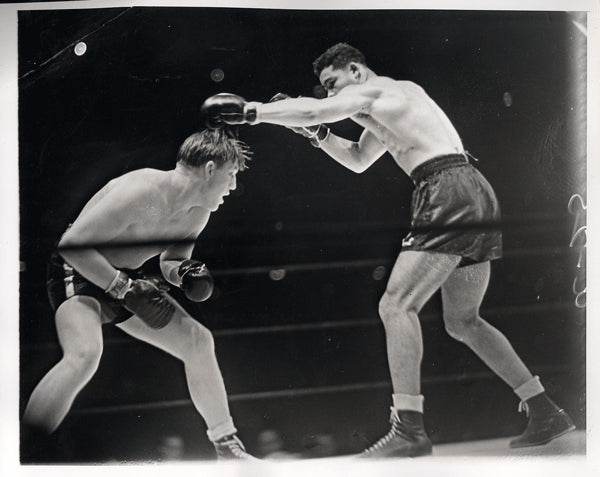 LOUIS, JOE-TOMMY FARR WIRE PHOTO (1937-8TH ROUND)