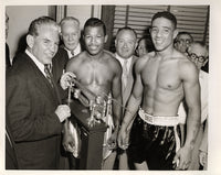 ROBINSON, SUGAR RAY-RANDY TURPIN II WIRE PHOTO (1951-WEIGHING IN)