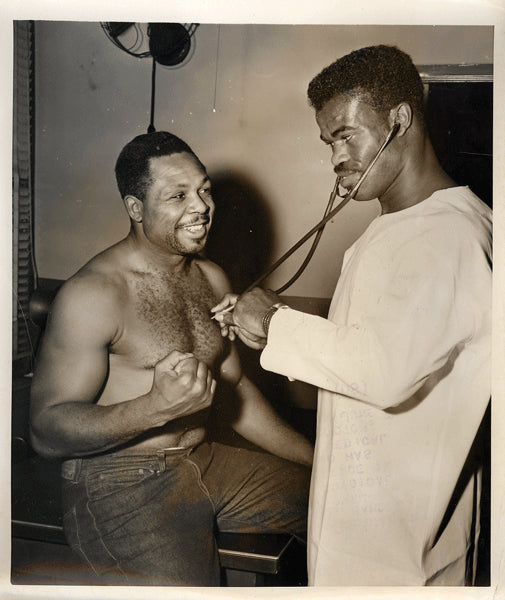 MOORE, ARCHIE-BERT WHITEHURST WIRE PHOTO (1954-PRE FIGHT)