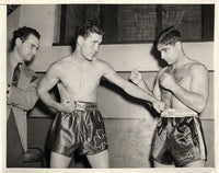 CONN, BILLY-MELIO BETTINA WIRE PHOTO (1939-WEIGHING IN)