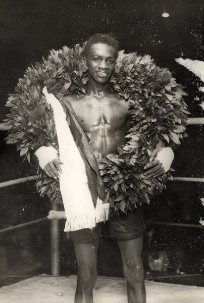 BROWN, PANAMA AL-KNUD LARSEN ORIGINAL PHOTO (1929-POST FIGHT)