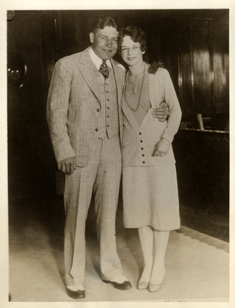 RISKO, JOHNNY & WIFE WIRE PHOTO – JO Sports Inc.