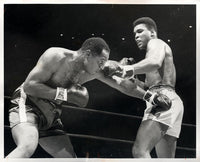 ALI, MUHAMMAD-ZORA FOLLEY WIRE PHOTO (1967)