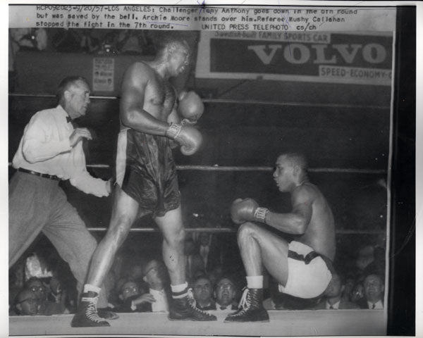 MOORE, ARCHIE-TONY ANTHONY WIRE PHOTO (1957-6TH ROUND-ANTHONY DOWN ...