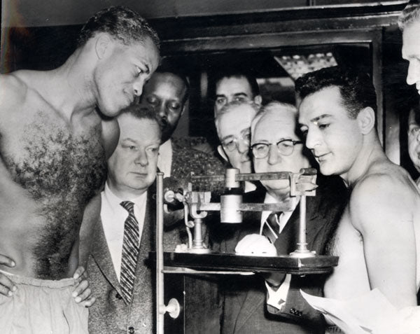 TURNER, GIL-VINCE MARTINEZ WIRE PHOTO (1958-WEIGH IN)