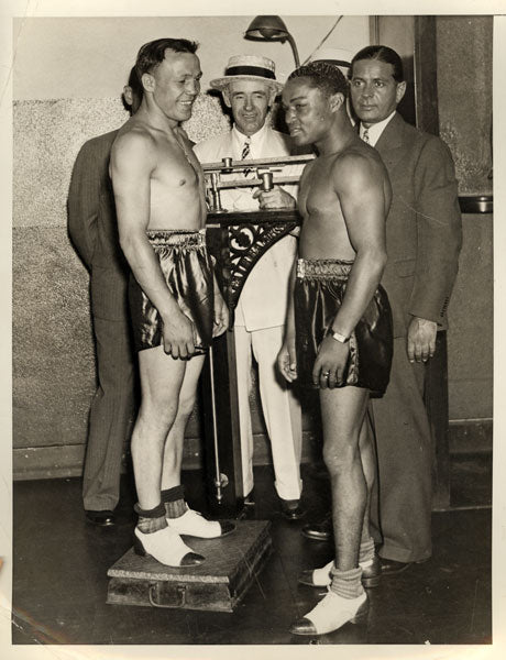 ARMSTRONG, HENRY-LOU AMBERS ORIGINAL WIRE PHOTO (WEIGHIN-1938)
