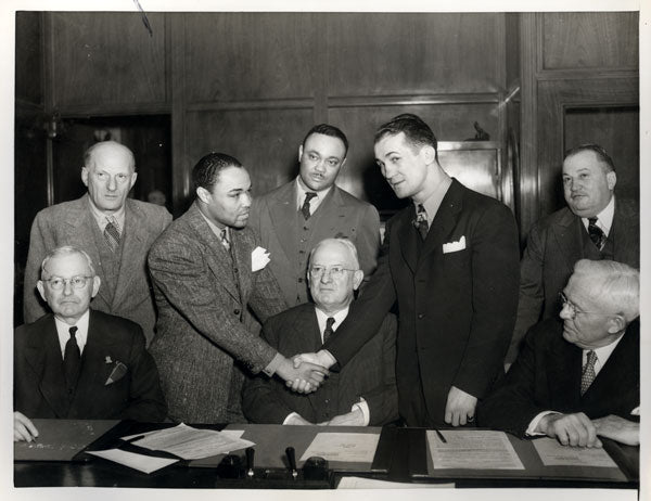 ARMSTRONG, HENRY-FRITZIE ZIVIC II WIRE PHOTO (CONTRACT SIGNING)