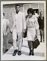 ALI< MUHAMMAD & WIFE SONJI RAY PRIOR TO ALI_LISTON II FIGHT (1965)