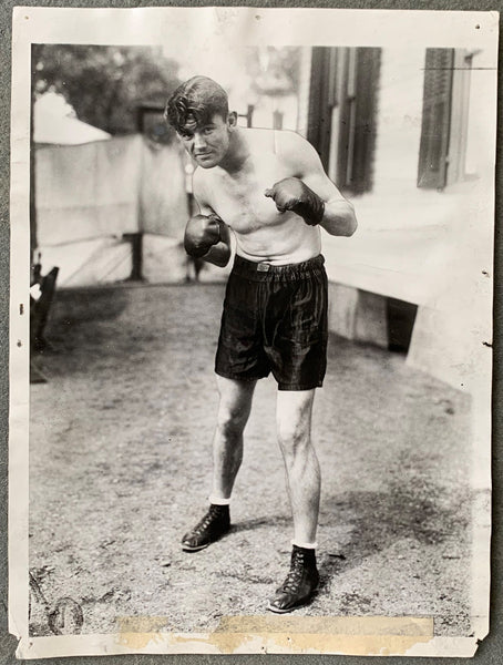 BRADDOCK, JAMES J. ORIGINAL WIRE PHOTO (1929-AS A LIGHT HEAVYWEIGHT CONTENDER)