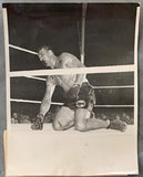 CARNERA, PRIMO ORIGINAL WIRE PHOTO (1935-END OF LOUIS FIGHT)