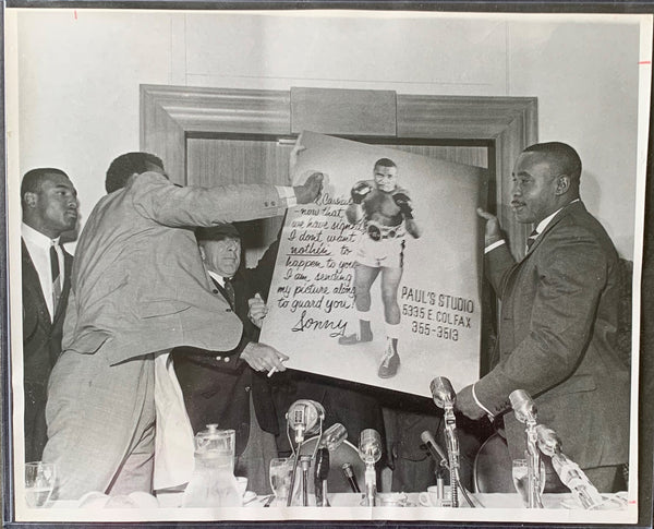 ALI, MUHAMMAD-SONNY LISTON II ORIGINAL PHOTO (1963-PRESS CONFERENCE)