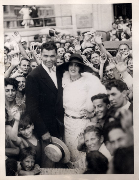 DEMPSEY, JACK & WIFE ESTELLE TAYLOR WIRE PHOTO (1926-TRAINING CAMP FOR TUNNEY)